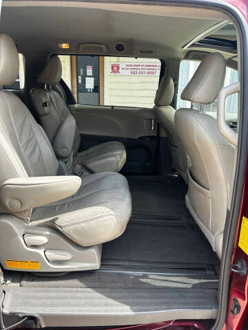 2011 Toyota Sienna
