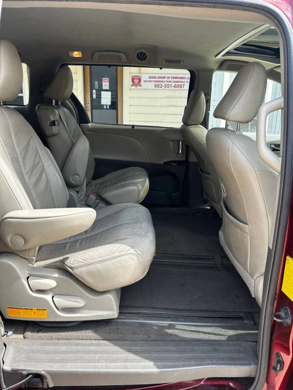 2011 Toyota Sienna