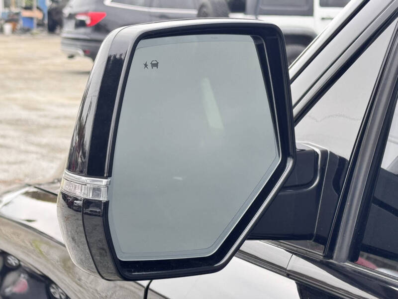 2019 Cadillac Escalade Premium Luxury