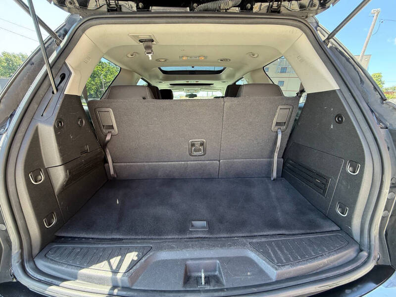 2016 GMC Acadia SLE-2