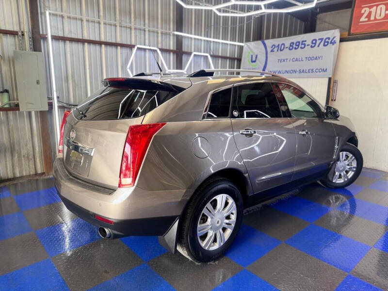 2011 Cadillac SRX Luxury Collection
