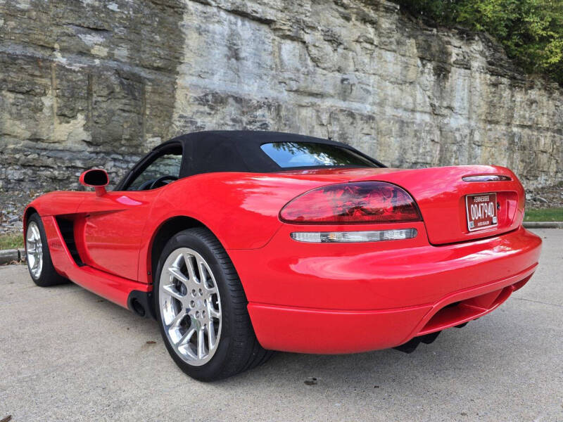 2003 Dodge Viper SRT-10