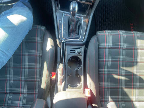 2015 Volkswagen Golf GTI S