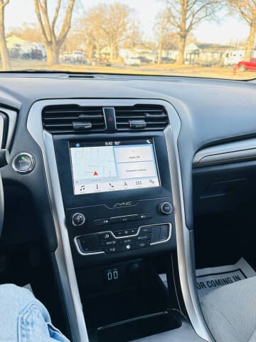 2019 Ford Fusion S