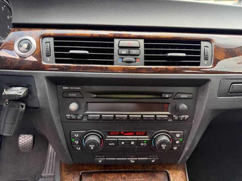 2006 BMW 3 Series 330xi