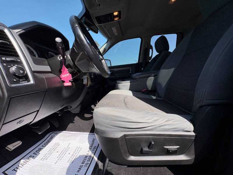2014 RAM 1500 SLT