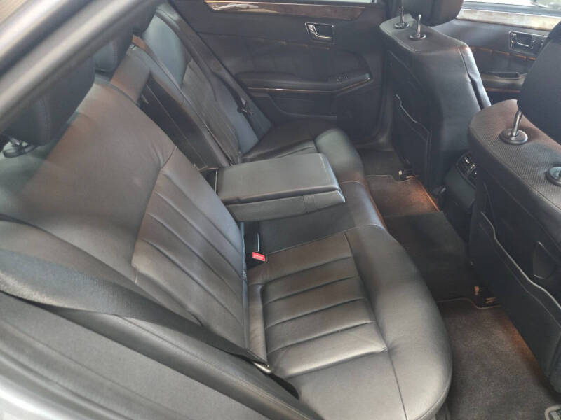 2011 Mercedes-Benz E-Class E 550 Luxury