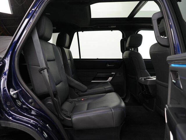 2024 Toyota Sequoia Platinum