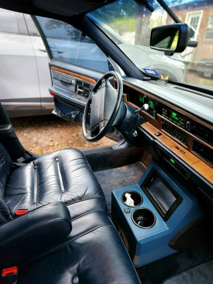 1990 Lincoln Continental for sale at Pep's Wholesale Autos in New Caney, TX