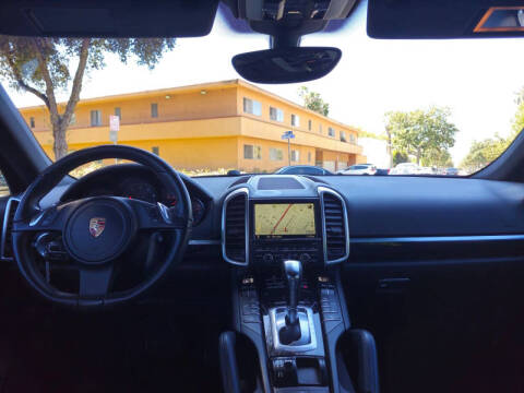 2012 Porsche Cayenne Tiptronic