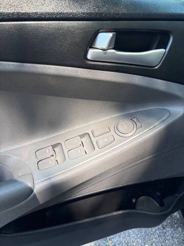 2011 Hyundai Sonata GLS