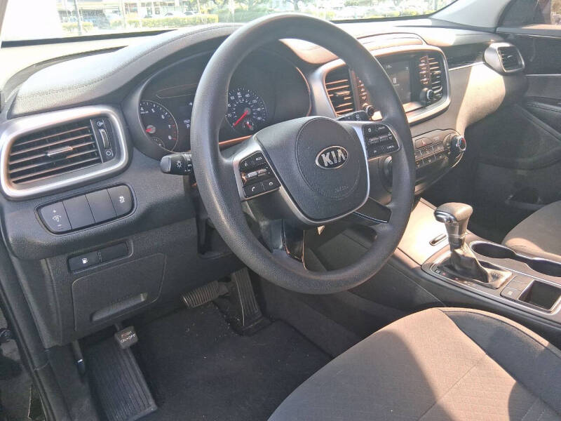 2019 Kia Sorento L