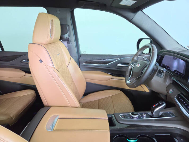 2021 Cadillac Escalade Sport