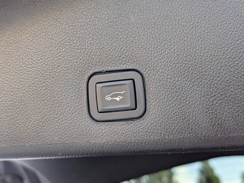 2014 Cadillac SRX Performance Collection