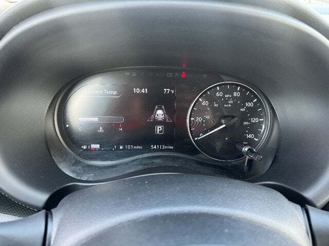 2023 Nissan Kicks 45