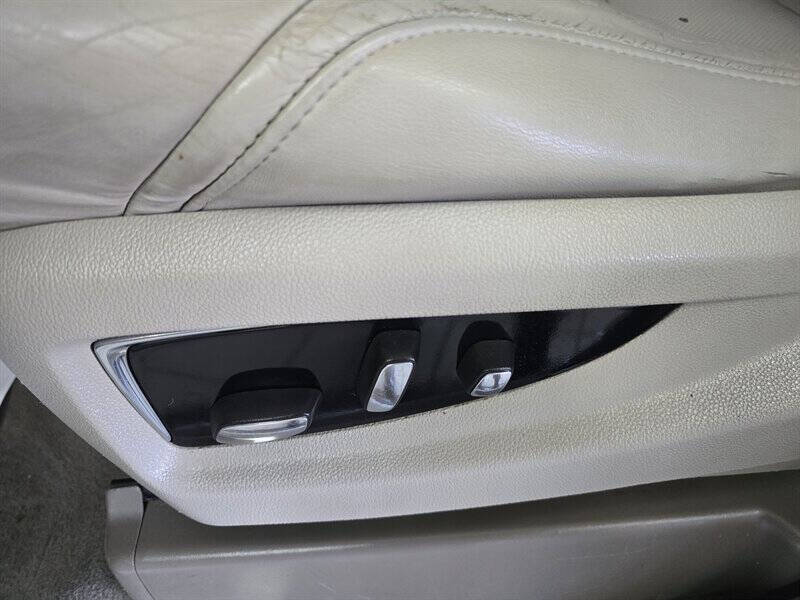 2015 Cadillac Escalade ESV Luxury