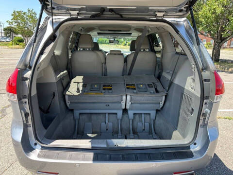2013 Toyota Sienna