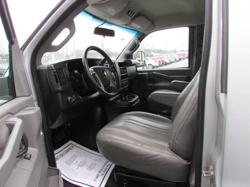2017 Chevrolet Express LS 2500