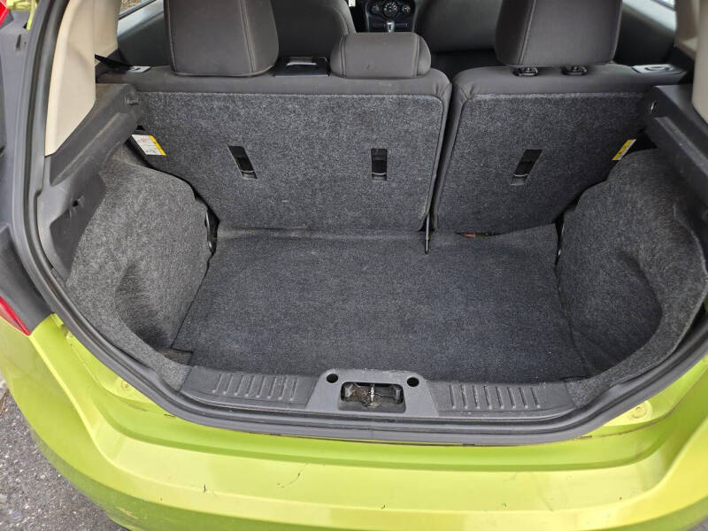 2011 Ford Fiesta SES