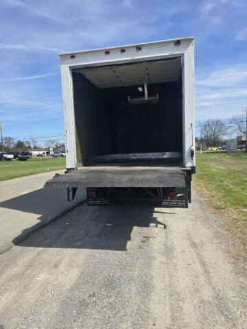 2000 Freightliner FL60