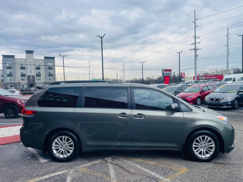 2011 Toyota Sienna