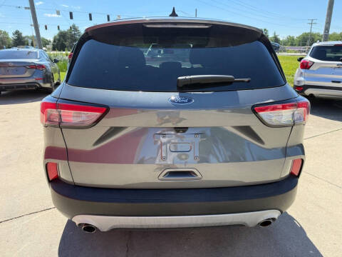2022 Ford Escape SE