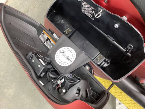 2024 Indian CHALLENGER DARK HORSE WITH POW