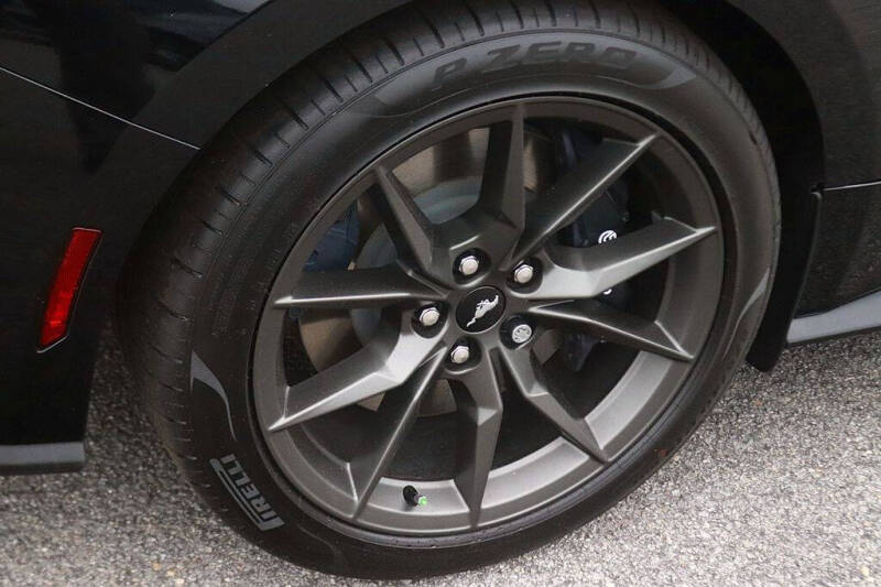 2025 Ford Mustang Dark Horse