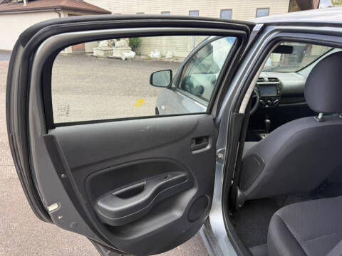 2018 Mitsubishi Mirage ES