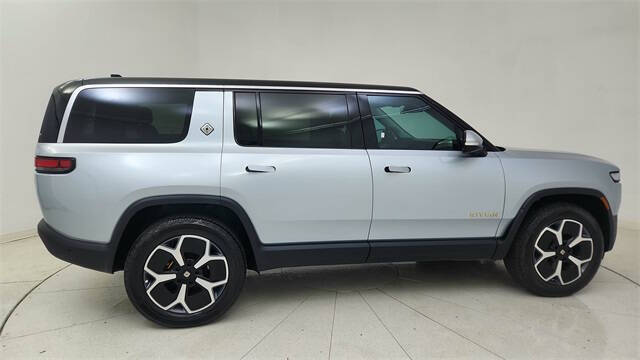 2023 Rivian R1S Adventure