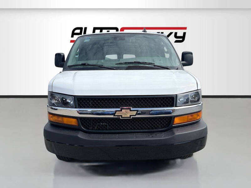 2024 Chevrolet Express 3500