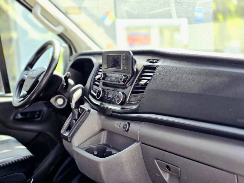 2021 Ford Transit 250