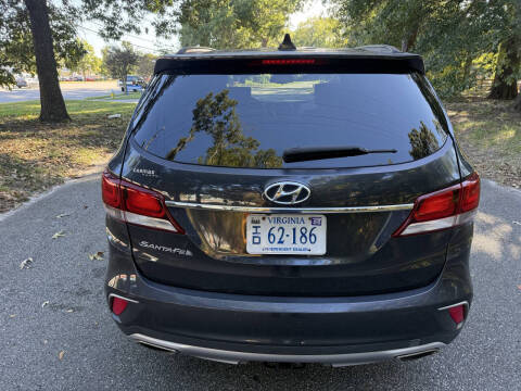 2018 Hyundai Santa Fe SE