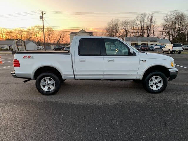 2003 Ford F-150 Lariat