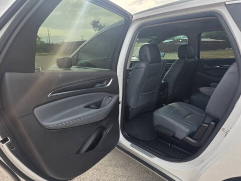 2021 Buick Enclave Essence