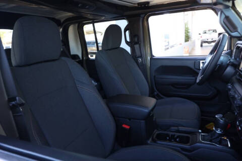 2025 Jeep Gladiator Willys