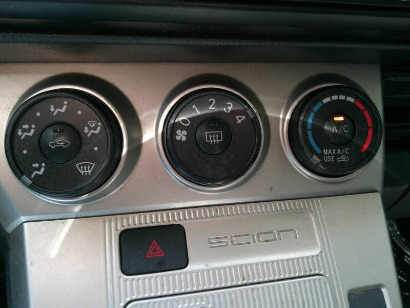 2008 Scion xB