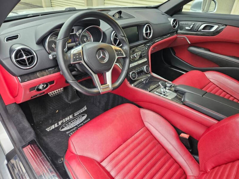 2016 Mercedes-Benz SL-Class SL550 photo 13