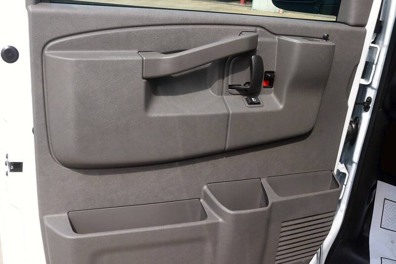 2026 Chevrolet Express 2500