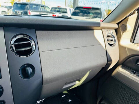 2011 Ford Expedition XLT