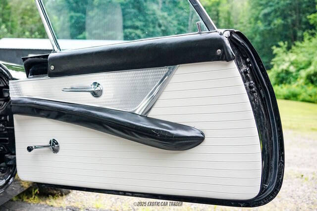 1955 Ford Thunderbird