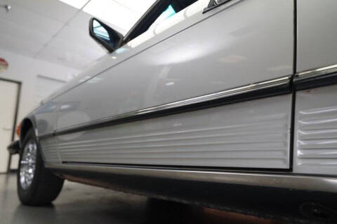 1981 Mercedes-Benz 380-Class 380 SL