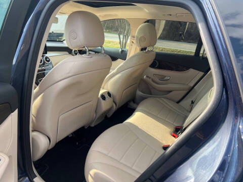 2021 Mercedes-Benz GLC GLC 300