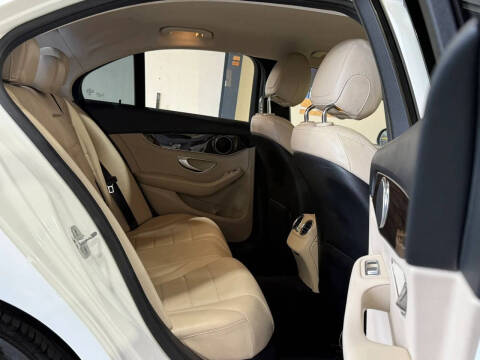 2015 Mercedes-Benz C-Class C 300
