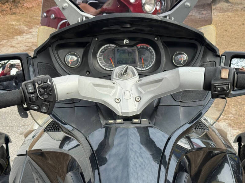 2011 Can-Am Spyder