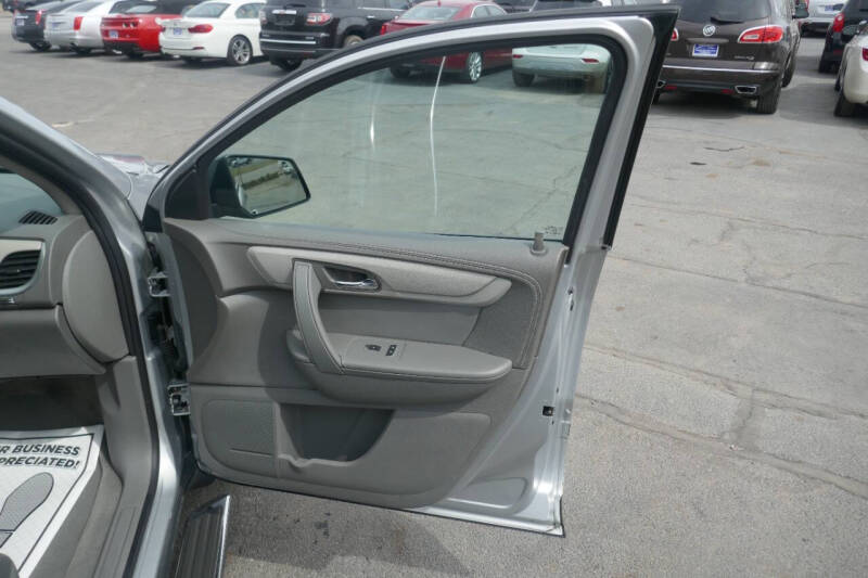 2013 Chevrolet Traverse LS