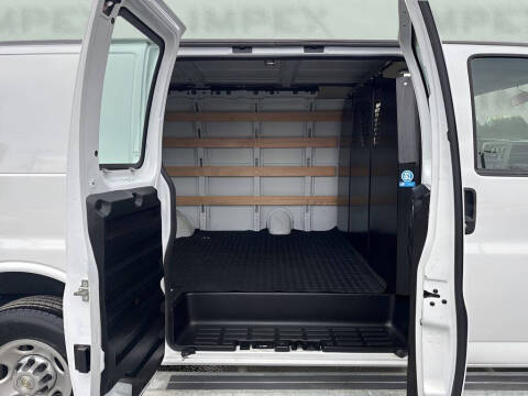 2024 Chevrolet Express 2500