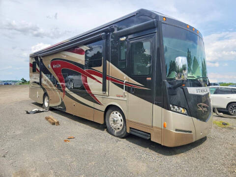 2014 Freightliner XCL Chassis