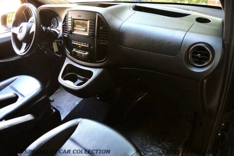 2018 Mercedes-Benz Metris Worker Passenger