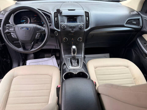 2017 Ford Edge SE